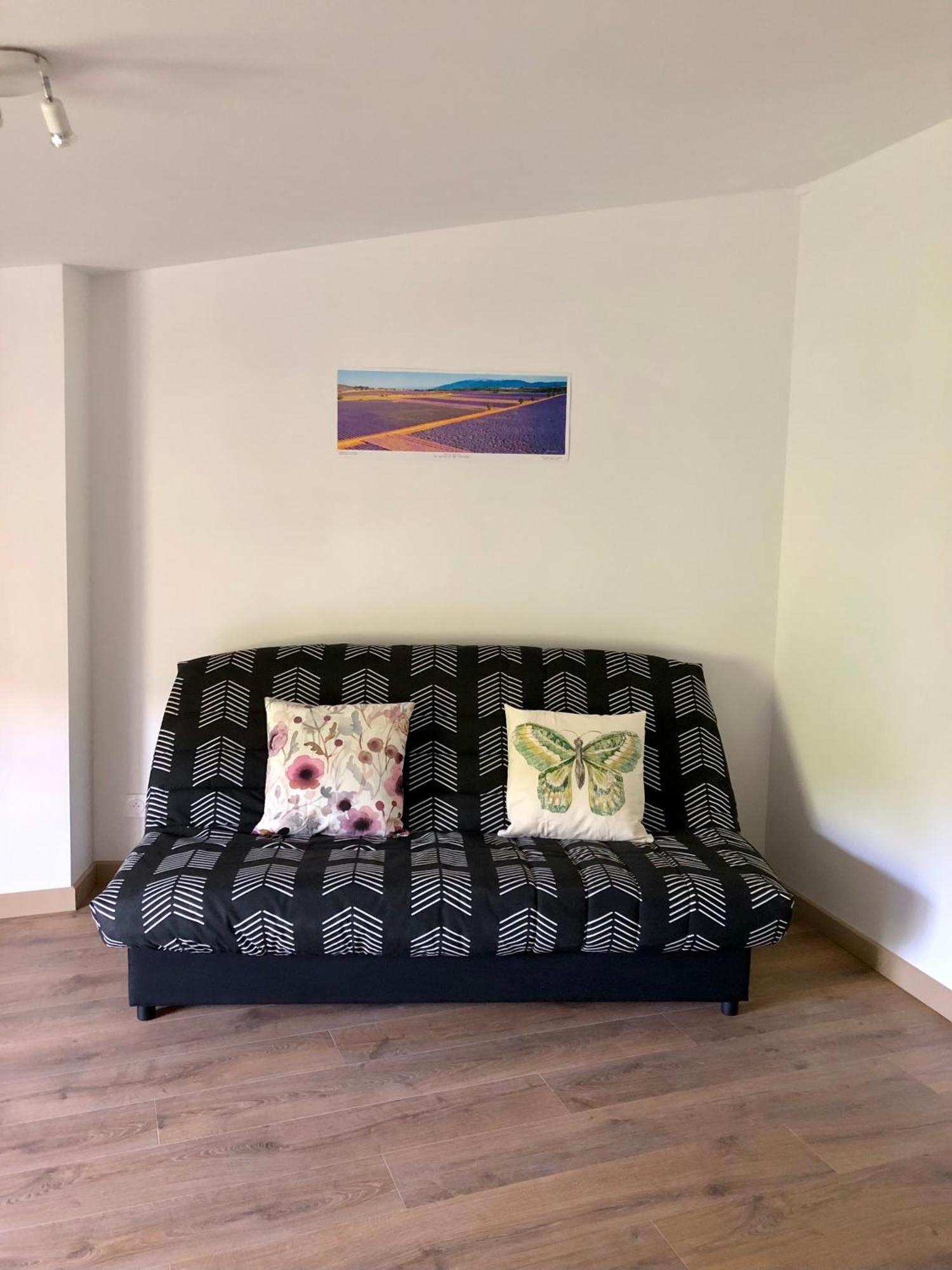 Logement Neuf, Tout Confort, Au Coeur Du Village Saint Didier  Extérieur photo